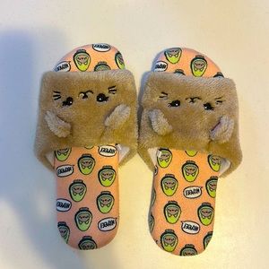 Justice slippers, size M 6-7